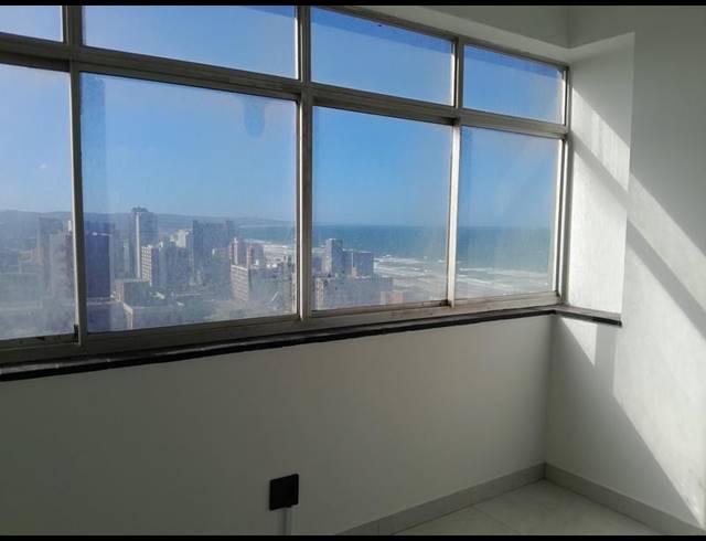 2 BEDROOM APARTMENT FOR SALE IN NORTH BEACH